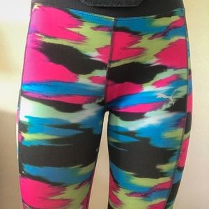 🦋PUMA Colorful Leggings🦋 Super comfy!